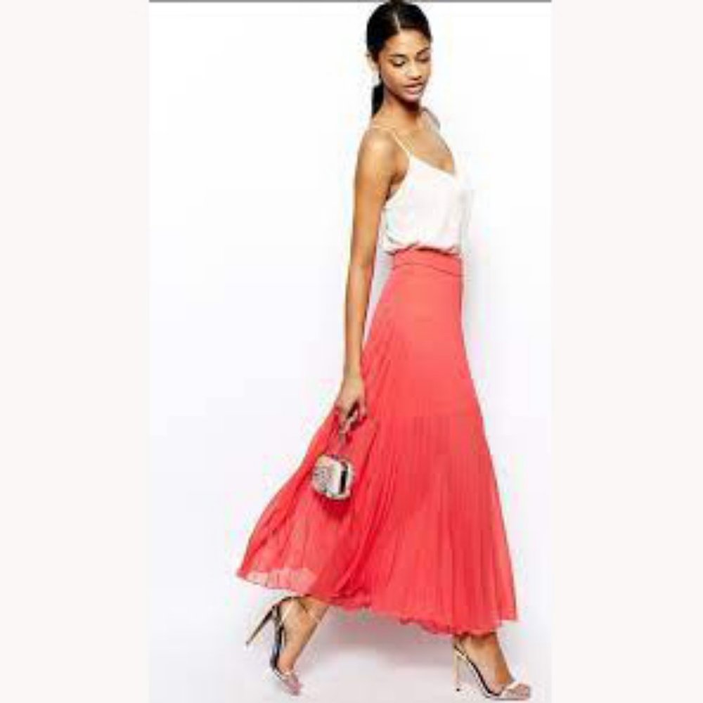 💋STUNNING💋Soft Pleated Maxi Skirt in Coral - Picture 2 of 8